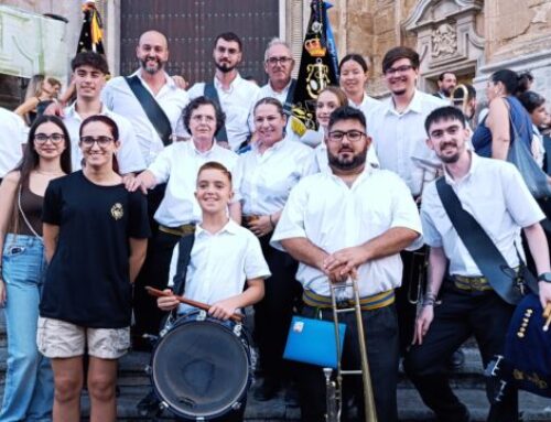 🎺 XX ANIVERSARIO | ECCE MATER 🎺  En el día de hoy, una representación de nuestra Agrupación Musical Virgen del Carmen de San Fernando ha estado presente en la Jornada de Puertas Abiertas organizada con motivo del XX Aniversario de Ecce Mater, en Cádiz.  Una jornada muy especial que ha reunido a músicos y componentes de diferentes bandas y agrupaciones llegadas desde distintos puntos de España, compartiendo una misma pasión: la música cofrade.  Nos alegra haber podido formar parte de esta celebración y acompañar a Ecce Mater en una fecha tan señalada dentro de su historia.  Desde nuestra formación, queremos felicitarles por estos 20 años de música y desearles que continúen sumando muchos años más.  #suenavirgendelcarmen💙💛